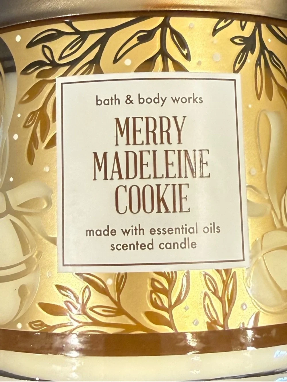 Merry Madeleine Cookie Candle